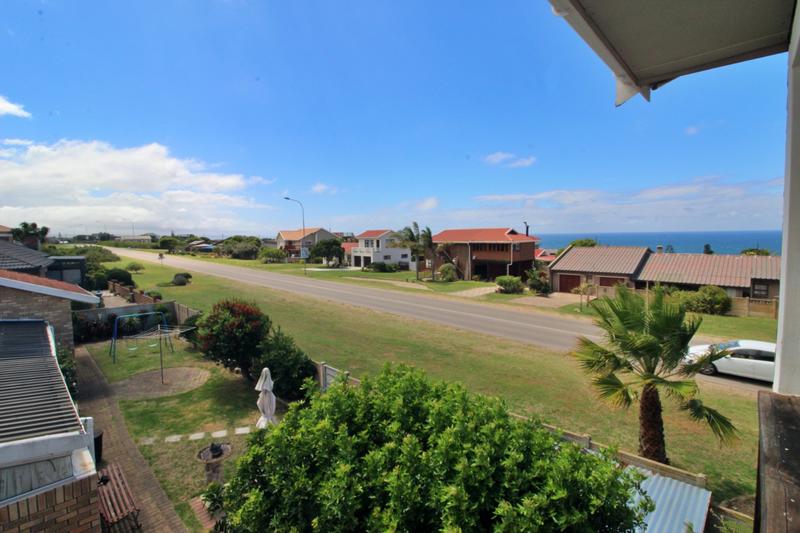 5 Bedroom Property for Sale in Fraaiuitsig Western Cape